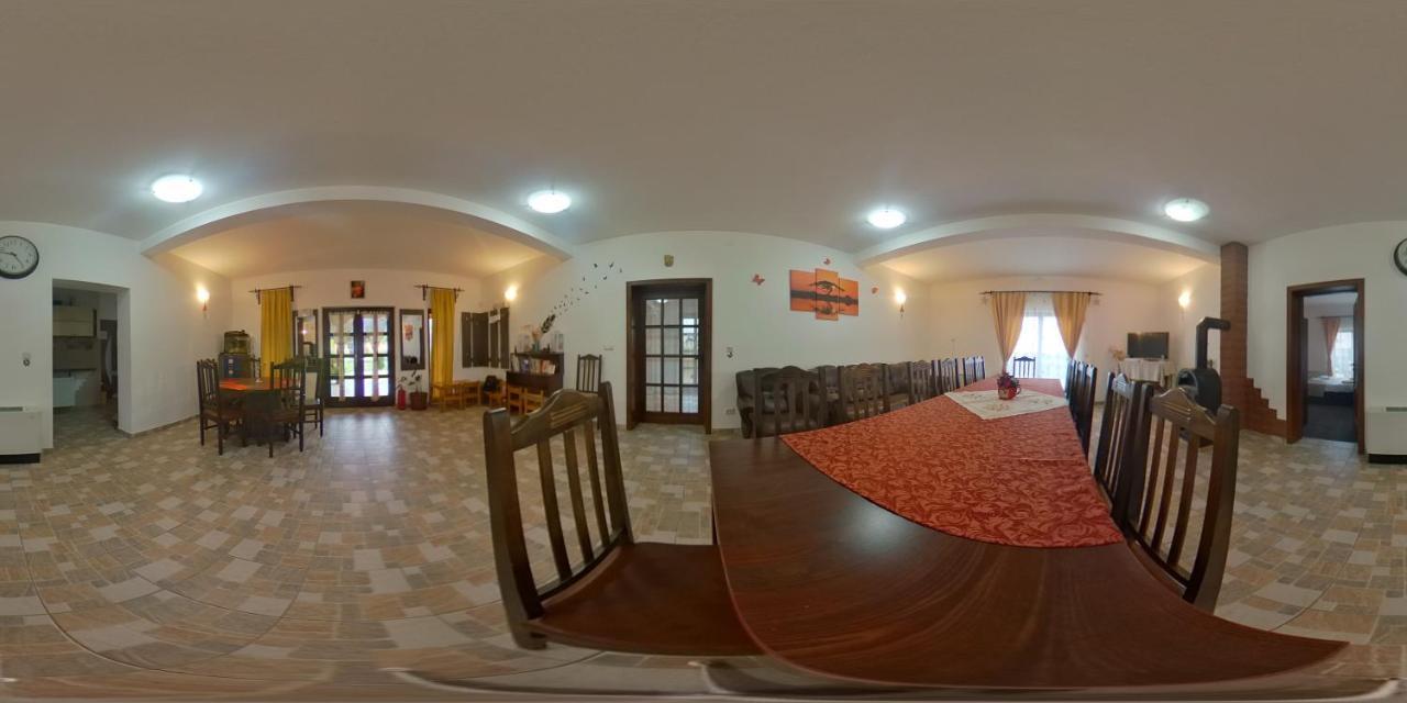 Pensiunea Maya Sîmbăta de Sus Exteriör bild