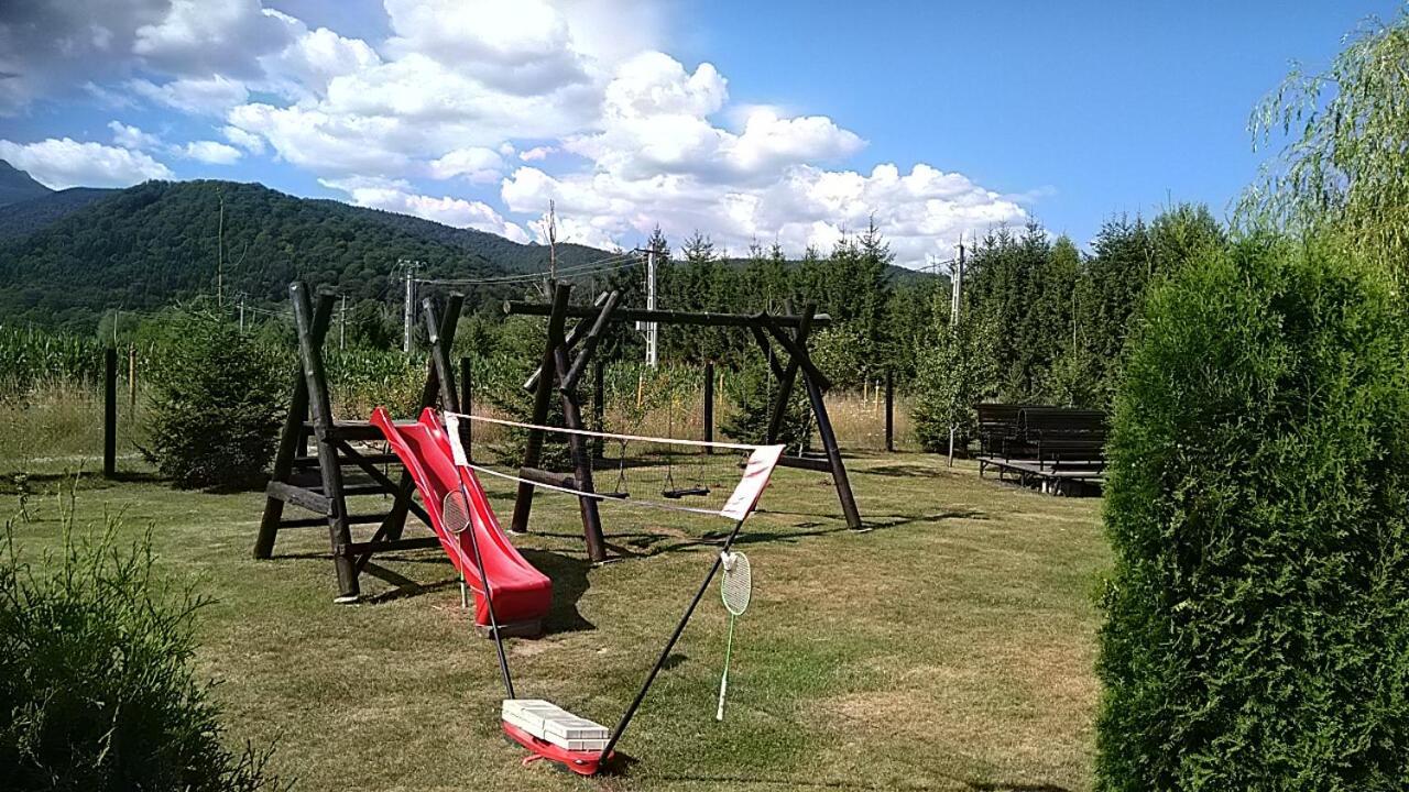 Pensiunea Maya Sîmbăta de Sus Exteriör bild